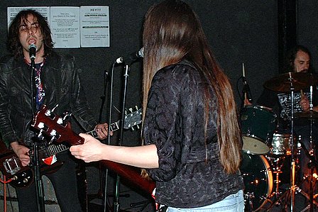 NZ's The Rock 'n' Roll Machine, on A Low Hum tour, also with The Bloody Souls, Hoopla, The Mysterious Tapeman, and Don Julio and the Hispanic Mechanic. The Stomach, Palmerston North, Manawatu, New Zealand - 24 November 2006